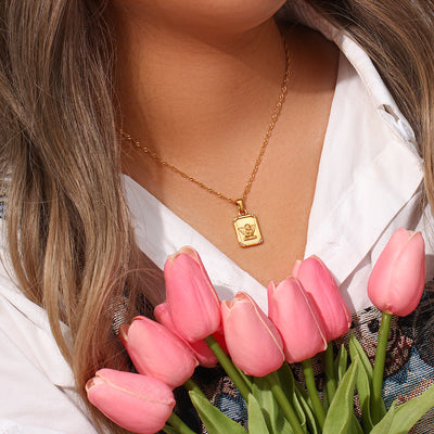 Cleo Halsband