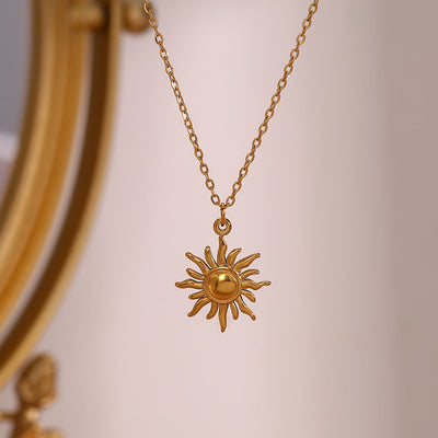 Eliora Guld Solhalsband – Solskensdesign